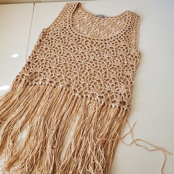 Charlotte Russe Tops - 💥Crochet top with fringe
